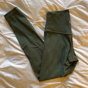 Lululemon forest green align pants